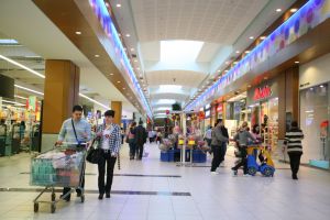 Tranzacţiile online au crescut de Black Friday cu 50% faţă de aceeaşi perioadă a anului trecut 