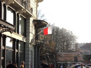 Polonia interzice progresiv comerţul în zilele de duminică
