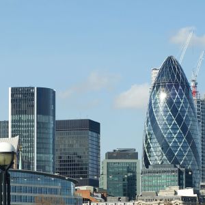FT: Menţinerea accesului Marii Britanii la piaţa unică europeană ar opri exodul băncilor