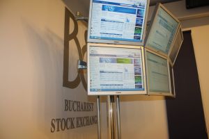 Indicii BVB au deschis în scădere