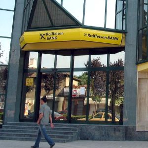 Varşovia a respins planul Raiffeisen de a înfiinţa o nouă bancă în Polonia