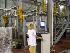 "Contracţie puternică în industrie la sfârşit de an; indexul de optimism al managerilor a crescut semnificativ"