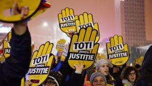 Curtea Constituţională a României analizează sesizările formulate de ÎCCJ şi PNL privind modificările aduse Legilor Justiţiei