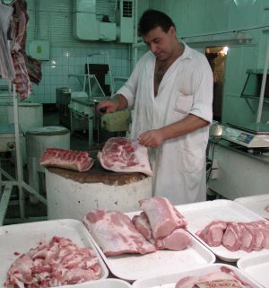 ACEBOP: "Creşterea preţurilor cărnii de porc este speculativă"