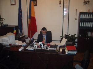 "Cine nu îl urmează pe Dragnea e dat afară"