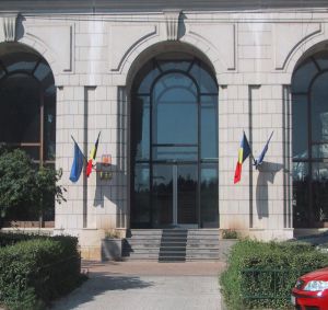 Ministerul Finanţelor a atras 251,6 milioane euro de la bănci