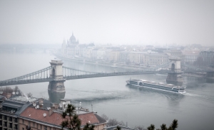 Ministerul Afacerilor Externe emite averitizare pentru cetăţenii ţării care se află, călătoresc sau tranzitează zona Ungariei