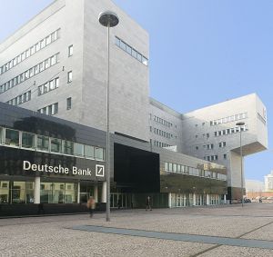 "Deutsche Bank" a redus intervalul de preţ pentru IPO-ul diviziei DWS