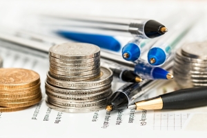 Naspers vinde 2% din participaţia deţinută la gigantul asiatic Tencent, operatorul reţelei WeChat, pentru 10,6 miliarde de dolari