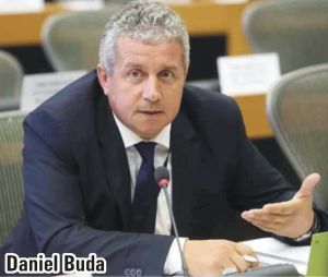 "Comparativ cu alte state, gradul de absorbţie a fondurilor europene în sectorul agricol din România este unul ruşinos"