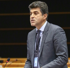 Doru Frunzulică