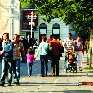 PIB de 5,1% şi deficit de cont curent de 4,3%, în 2018