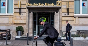 Deutsche Bank, posibilă fuziune cu Commerzbank