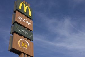 McDonald's lansează o nouă campanie de recrutare 