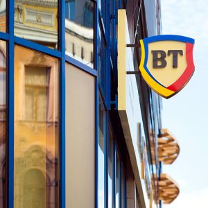 Avans mai mult decât dublu al titlurilor Banca Transilvania faţă de BET