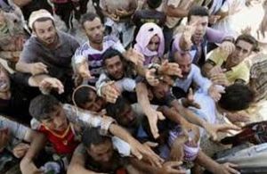 Ungaria va taxa ONG-urile care sprijină imigranţii