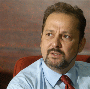Gabriel Marin, director general al "Omnilogic", are ambiţia să realizeze o reţea de centre de date profesionale în întreaga ţară.