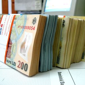 Despre cantitatea şi calitatea banilor