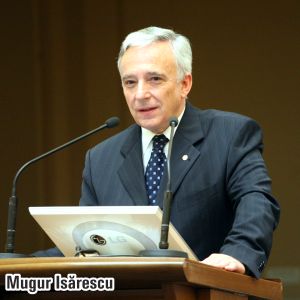 "Nu ne-a trecut prin cap să jucăm aurul ţării la păcănele"