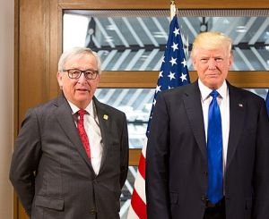 Trump şi Juncker vor să reducă taxele vamale între UE şi SUA