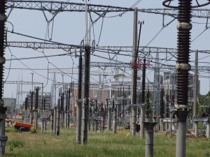 Compania energetică - un monopol ce va dispune discreţionar de preţul energiei