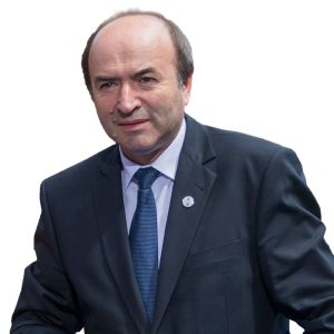 Toţi cei patru procurori, descalificaţi de Tudorel Toader