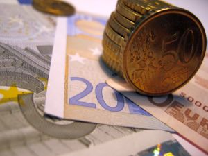  Euro a fost cotat la 4,6248 lei