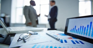 ROBOR la trei luni a scăzut la 3,26%