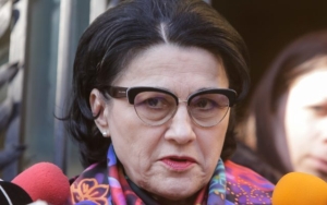 Ecaterina Andronescu