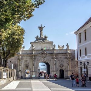 "Suntem în plină «smarticityzare» naţională"