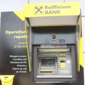 Împrumutaţii în CHF au scris băncii noastre centrale şi celei din Olanda