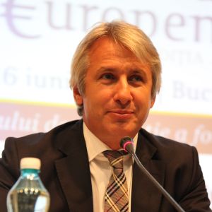 Ministrul Finanţelor Publice, Eugen Teodorovici, a declarat, ieri, că va merge la şedinţa CSAT cu o variantă modificată a rectificării bugetare.