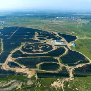 China domină industria energiei solare