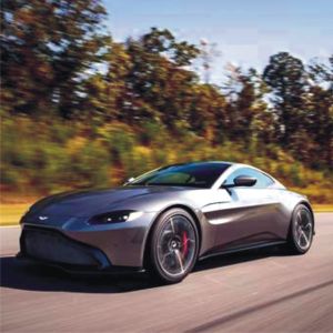Specialişti din companii incluse în FTSE intră în boardul"Aston Martin"