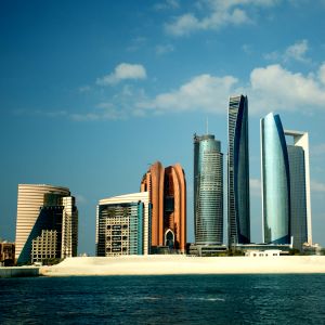Bursa din Abu Dhabi vrea să lanseze tranzacţii futures în 2019