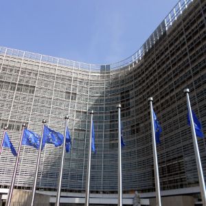 CE va reduce cu 16% finanţarea pentru dezvoltarea rurală