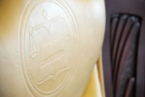 CCR amână discuţiile asupra sesizărilor de neconstituţionalitate a legii 