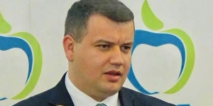 "Premierul Dăncilă a interzis activitatea PMP"