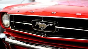 Ford pregăteşte o reorganizare masivă 