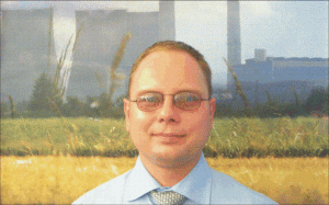 Domnul Robert Machnik este director regional al firmei "Uniserv Construcţii Industriale" SA pentru România, Rusia, Spania, Norvegia, Suedia, Finlanda, Cehia, Slovacia, Bulgaria şi Franţa. S-a născut în anul 1976, în oraşul polonez Sosnowec. Deţine masteratul în administraţia de business şi programul MBA la Universitatea Quebec din Montreal-Canada. Este căsătorit şi are un fiu. Hobby: electronica şi golful.