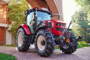 Primul tractor 100% românesc