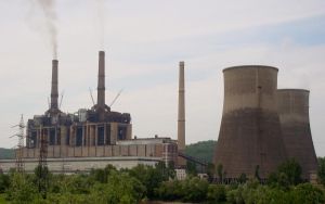 Autorizaţia de mediu a termocentralei Rovinari, contestată de Greenpeace
