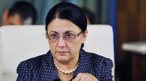 Ecaterina Andronescu (sursa foto: Twitter)