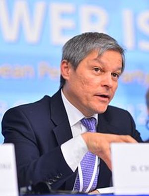 Dacian Cioloş (Sursa foto: Twitter)