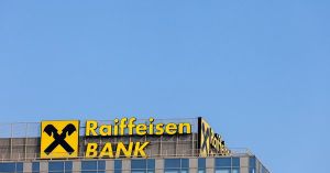 Raiffeisen Bank a depăşit pragul de 500.000 de carduri de credit