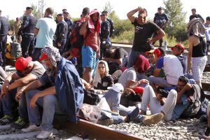Pact Mondial în vederea unei "migraţii sigure"