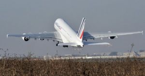 Al-Qaida "renaşte" şi caută să ţintească avioane în Europa