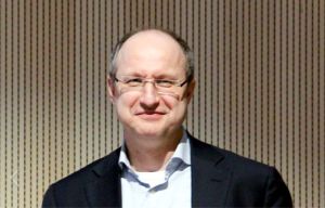 PROFESORUL JEAN-MICHEL DE WAELE