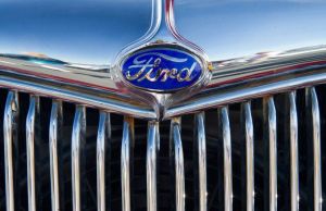 Ford Motor ar pierde până la 1 miliard de dolari