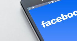 Acţiunile Facebook au crescut cu aproape 14%